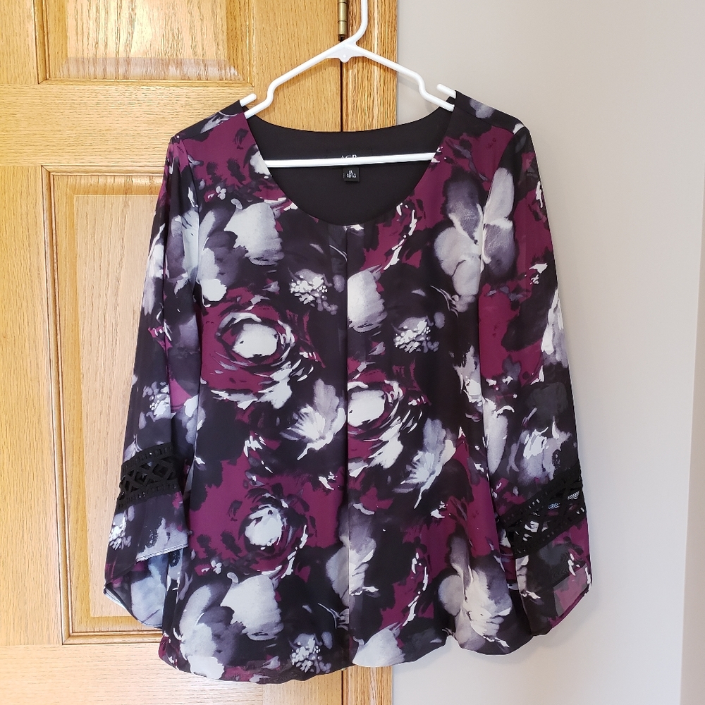AGB Flowy Top